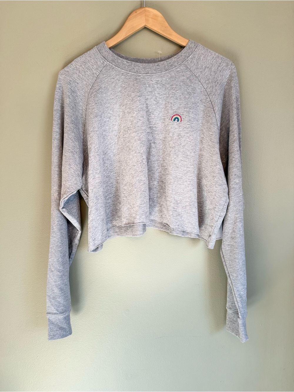 NWT Spiritual Gangster Gratitude Izzy Crop Sweatshirt Grey Heather XL Rainbow